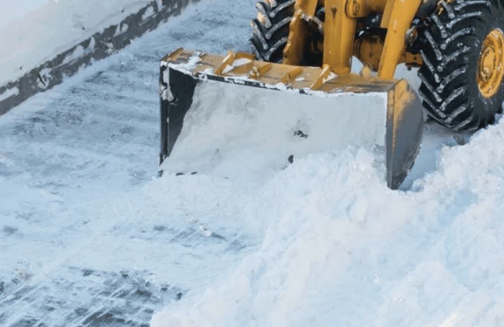 commercial snow shoveling