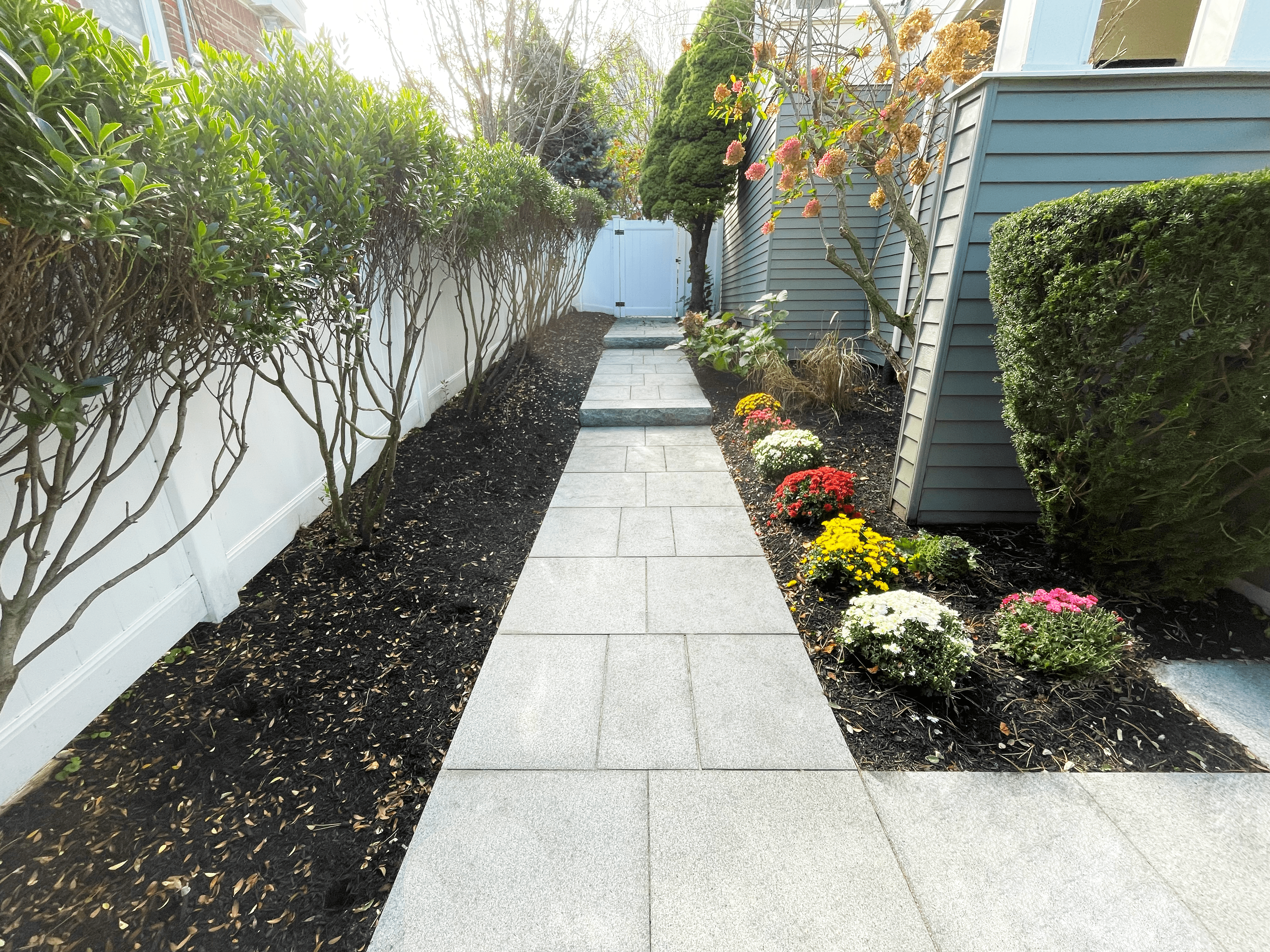 walkway design - Leahy Landscaping walkway paving